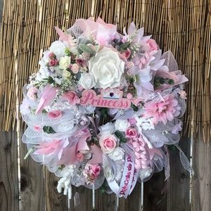 Gorgeous large white and pink wreath